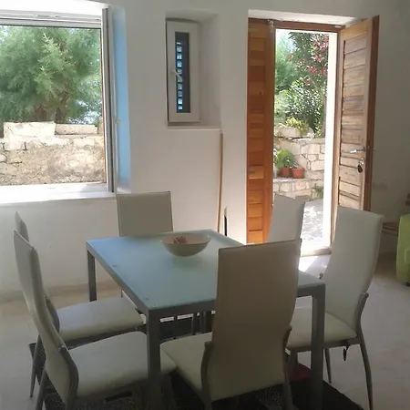 Appartement 1 Podobuče